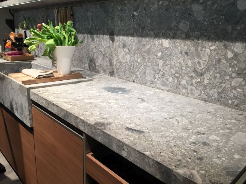 the-guide-to-marble-backsplash3.jpg