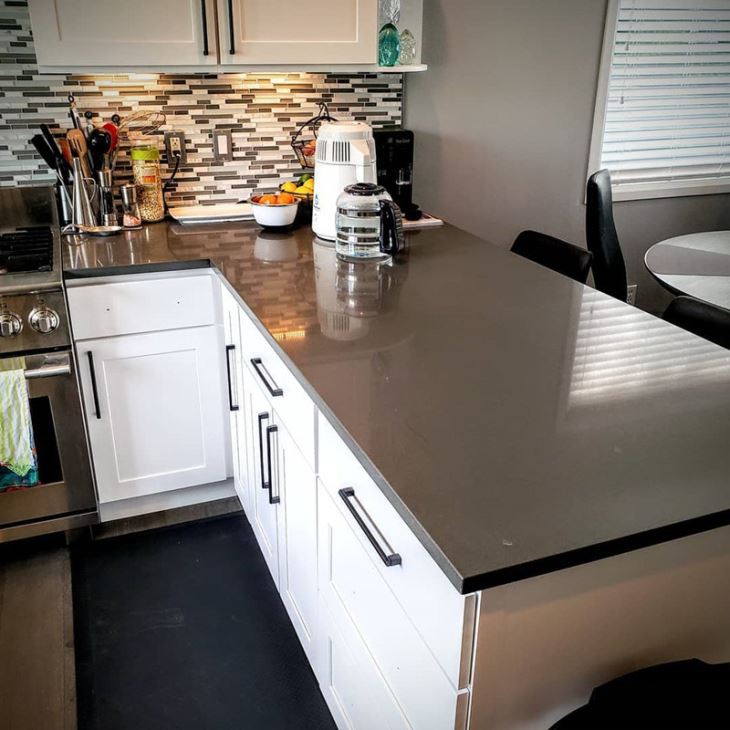 Grey Quartz Countertops For Kitchen
